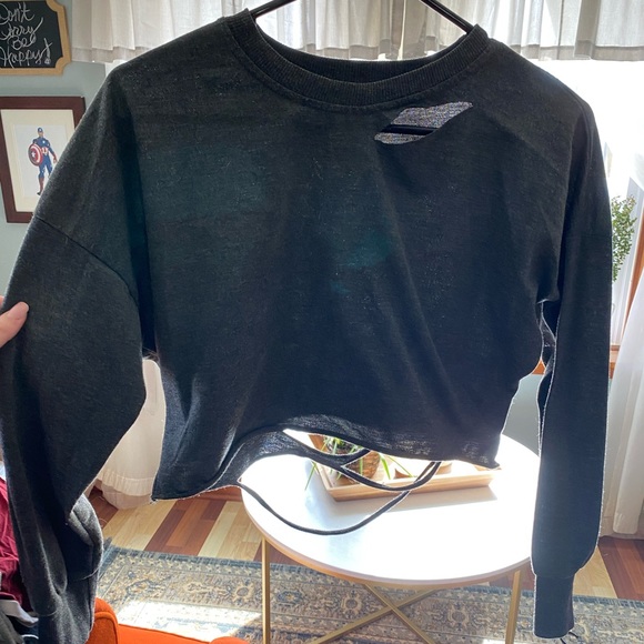 — - Picture 2 of 2